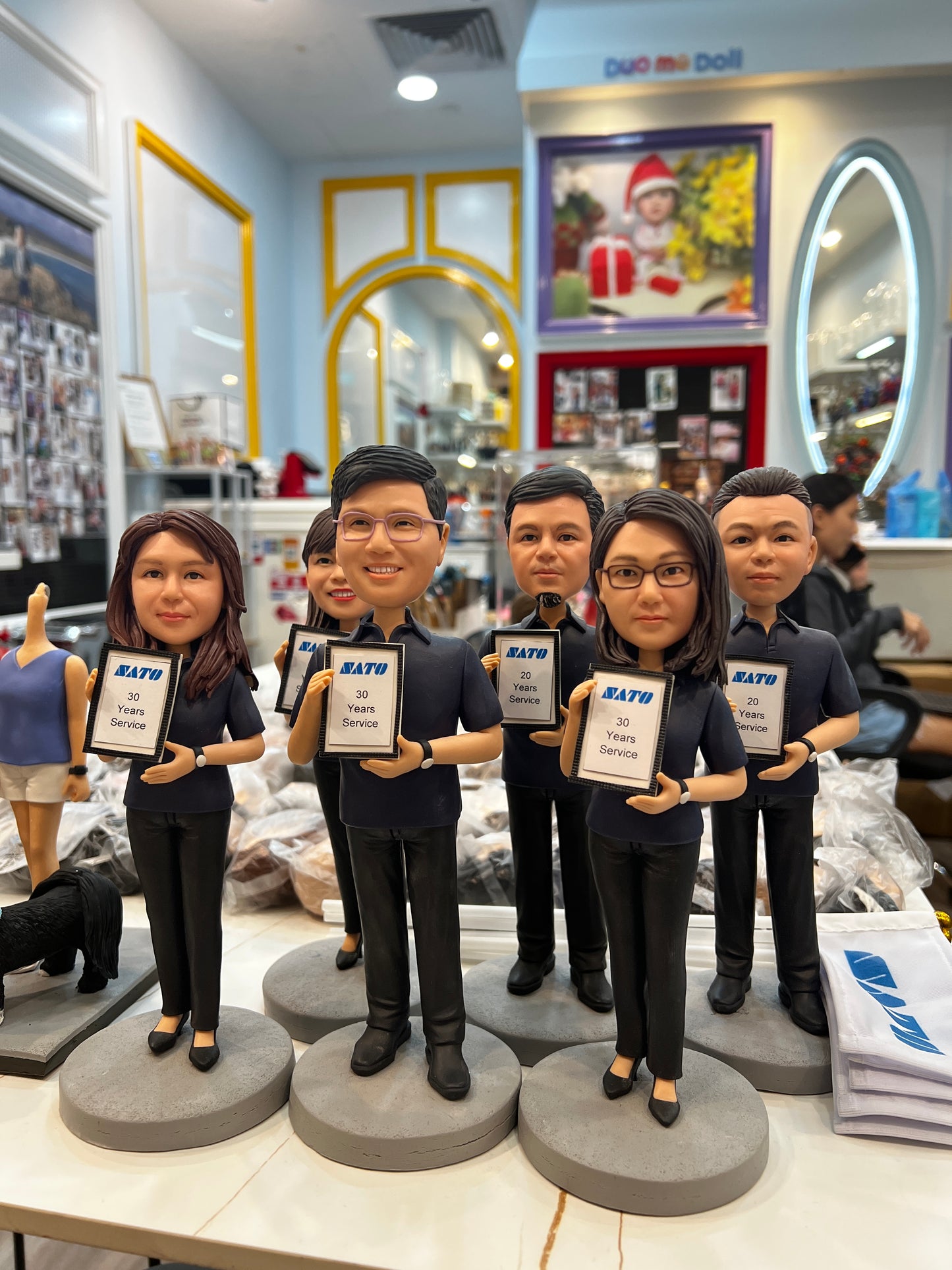company team gift farewell Customized corporate gifts for multiple teams. Select this link for orders of 5 or more.